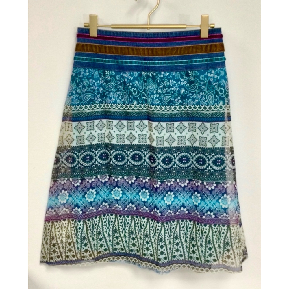 Vintage Women's Speechless‎ Skirt Size 10.5 or medium Blue Multi-color